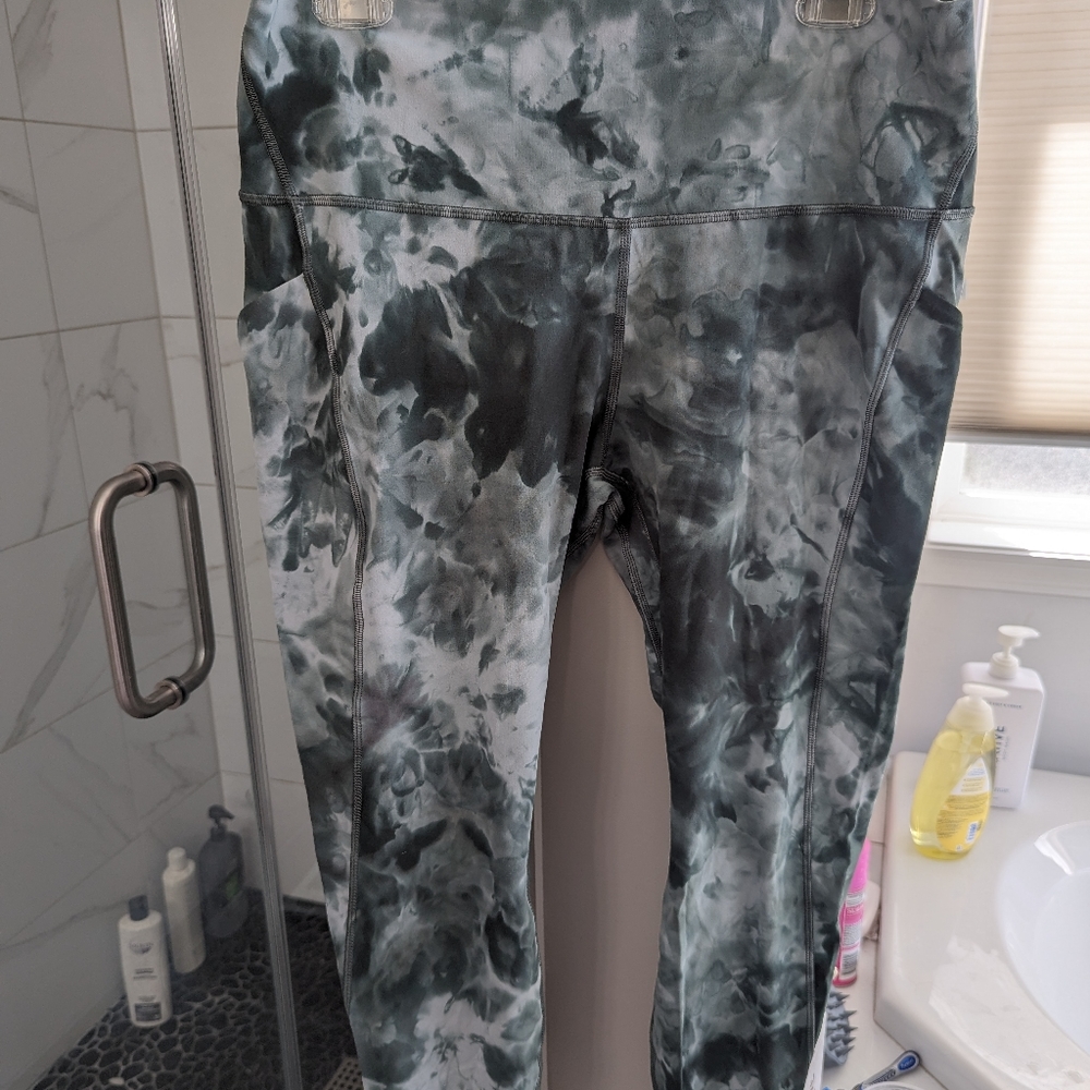 Lululemon Align High Rise Pant with Pockets 25" Diamond Dye Sage Olive Size 14